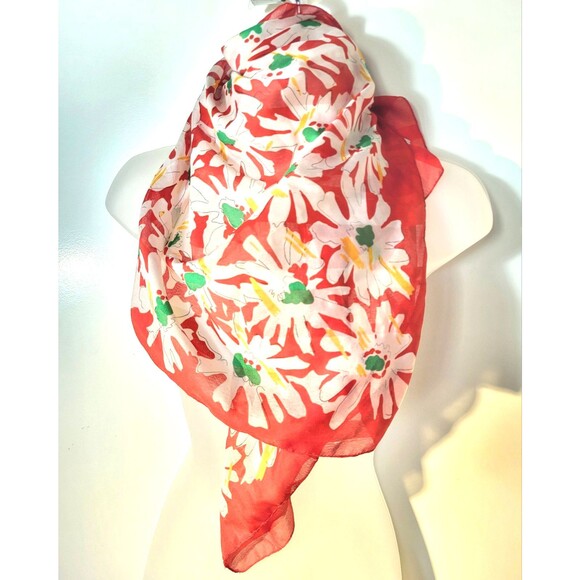 Vintage Made In Italy Hand Rolled Red Green Square Silken Scarf 30 in - Picture 2 of 12